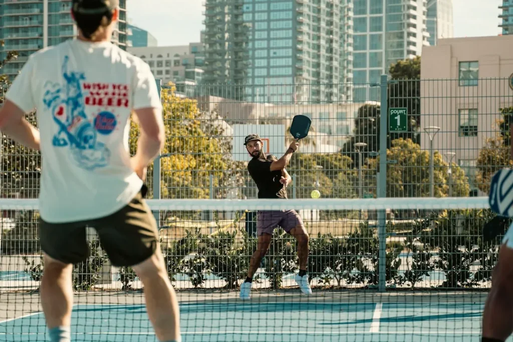 vot six zero su lua chon thich hop cho nguoi moi choi pickleball